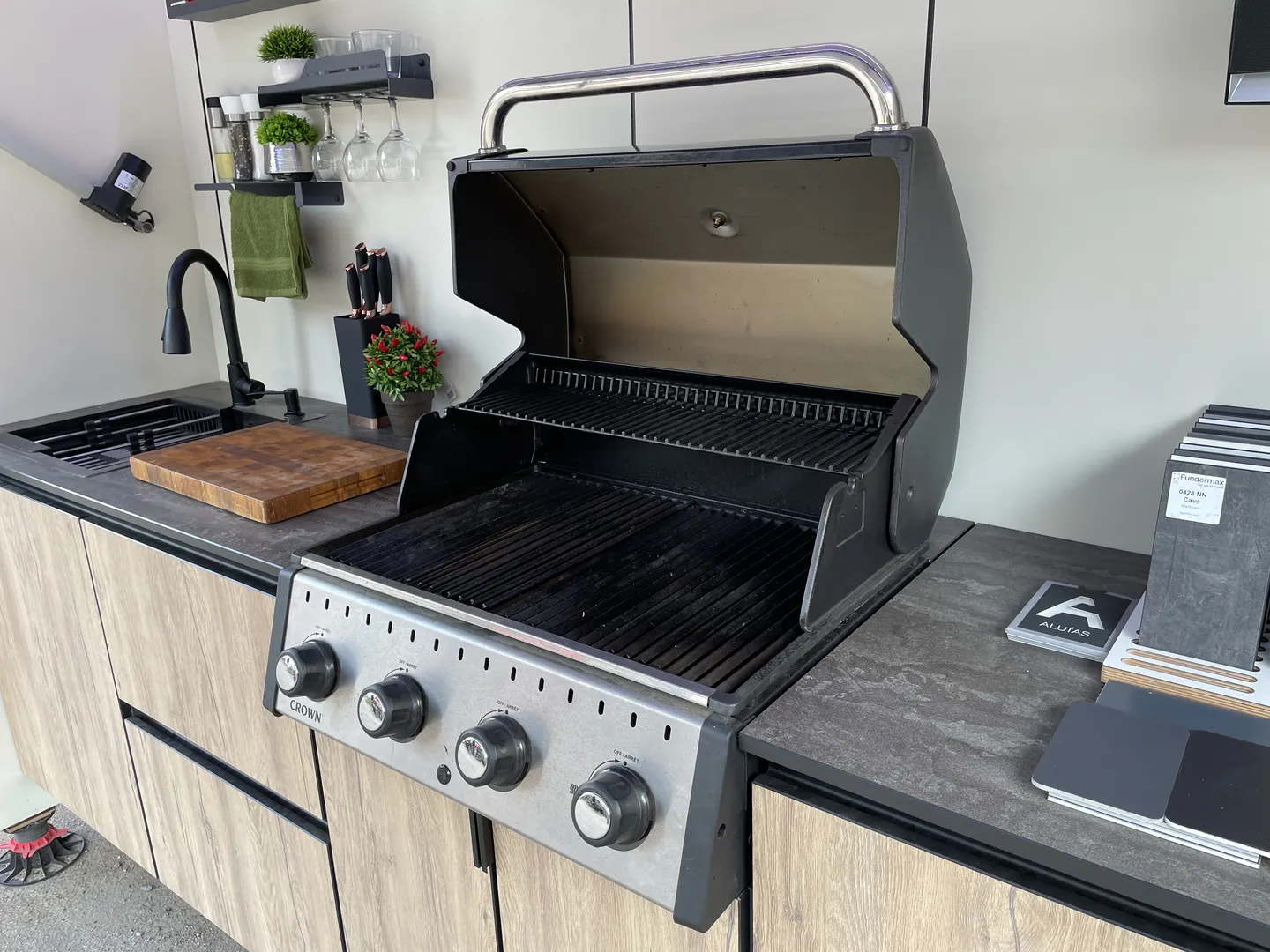 Kuchynské moduly a úložný priestor Loft